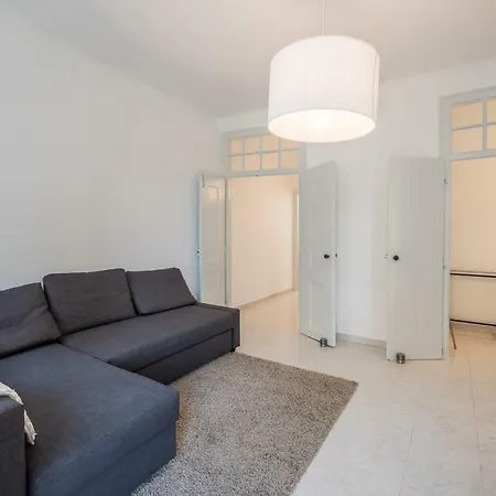Maria's 5th Avenue Apartment Setubal
