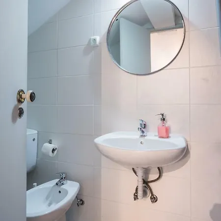 아파트 Maria's 5th Avenue *