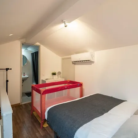 Maria's 5th Avenue Appartement